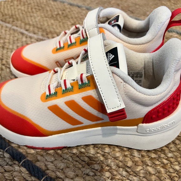 adidas LEGO x Racer TR youth athletic shoe size 2 - Picture 1 of 6